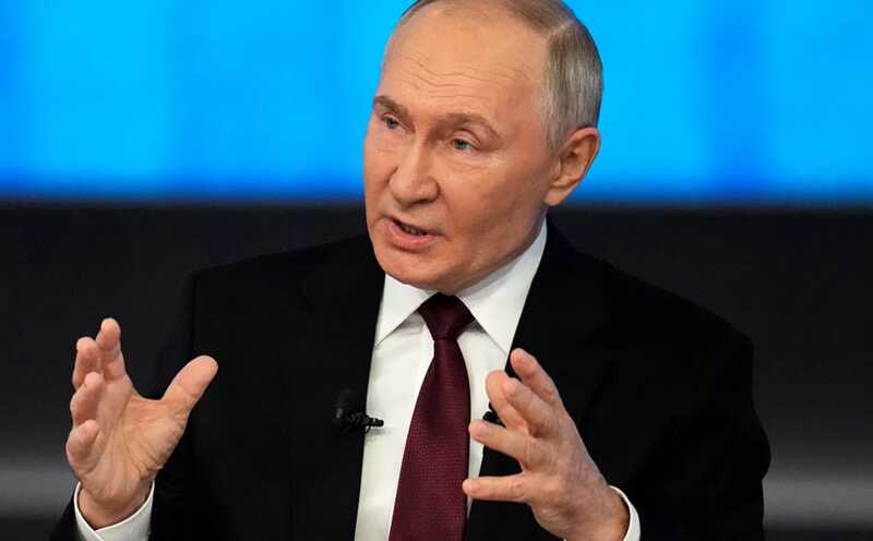 На встрече, посвященной детскому отдыху, Владимир Путин неожиданно поднял вопрос гендера в Европе