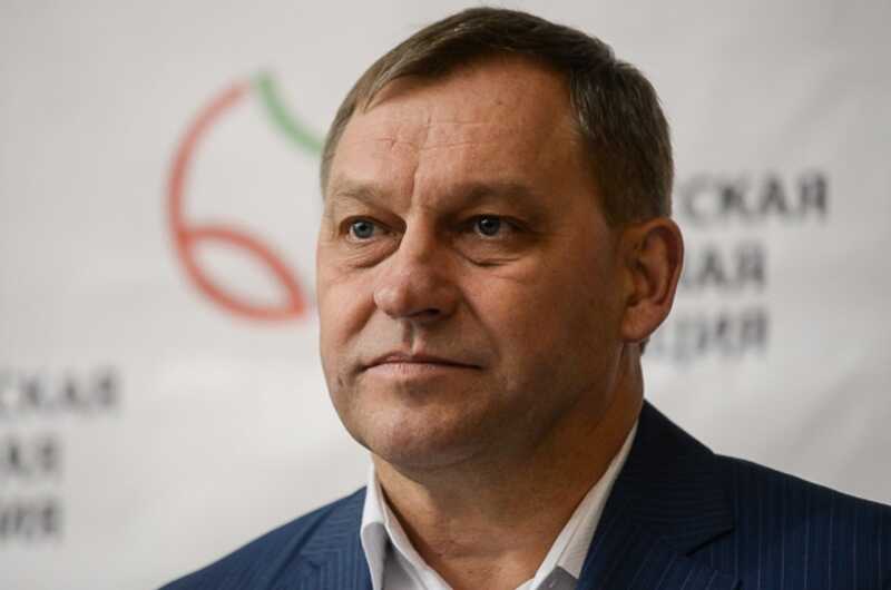 Убытки «Амкодора» легли на бюджет Беларуси: почему национализация не лишила олигарха Александр Шакутина доходов